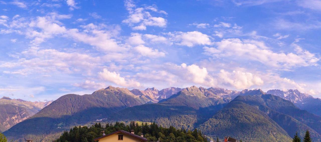 Pergolato Alpino P.Terra Apartment Teglio Bagian luar foto